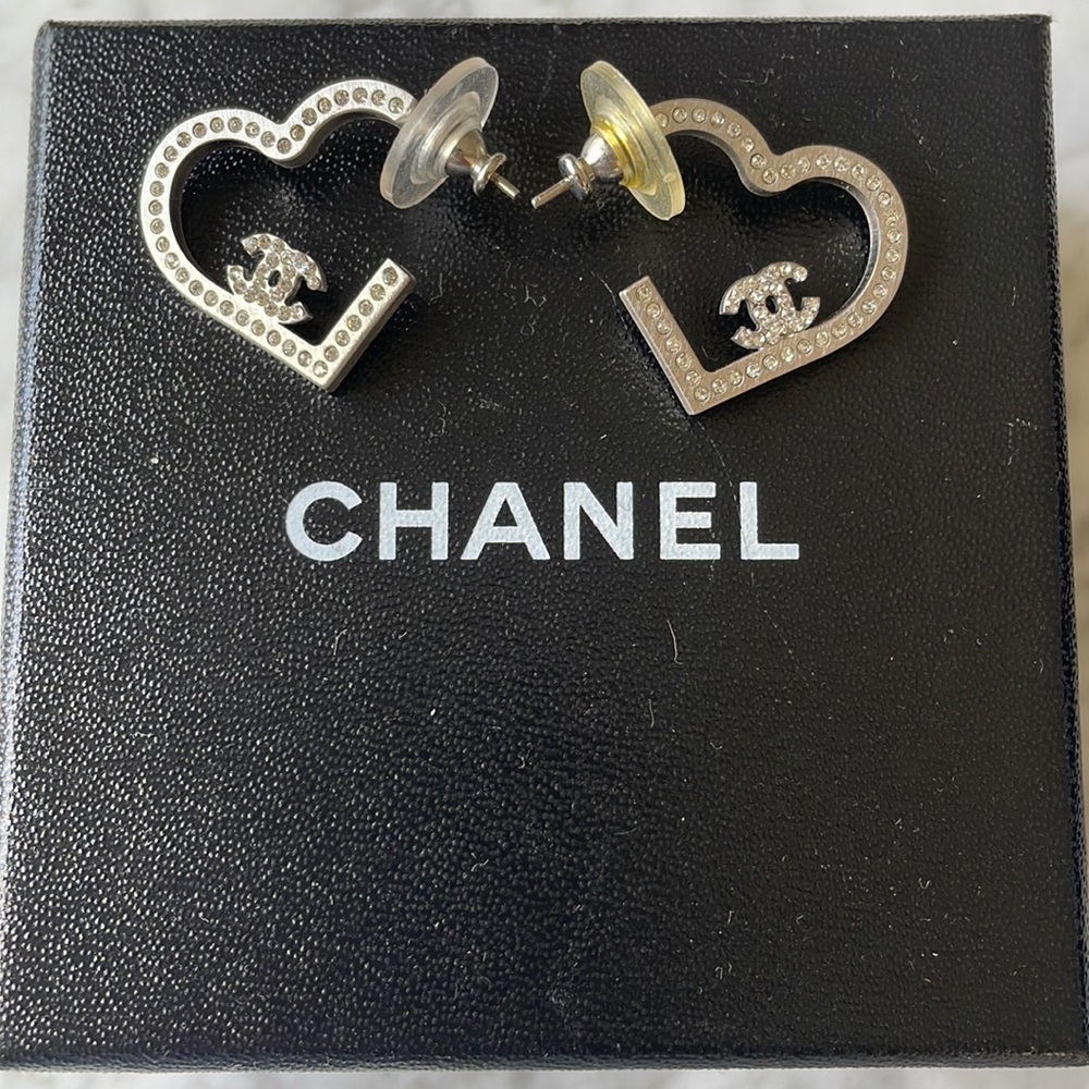 Chanel Rhinestone heart hoop earrings- AUTHENTIC